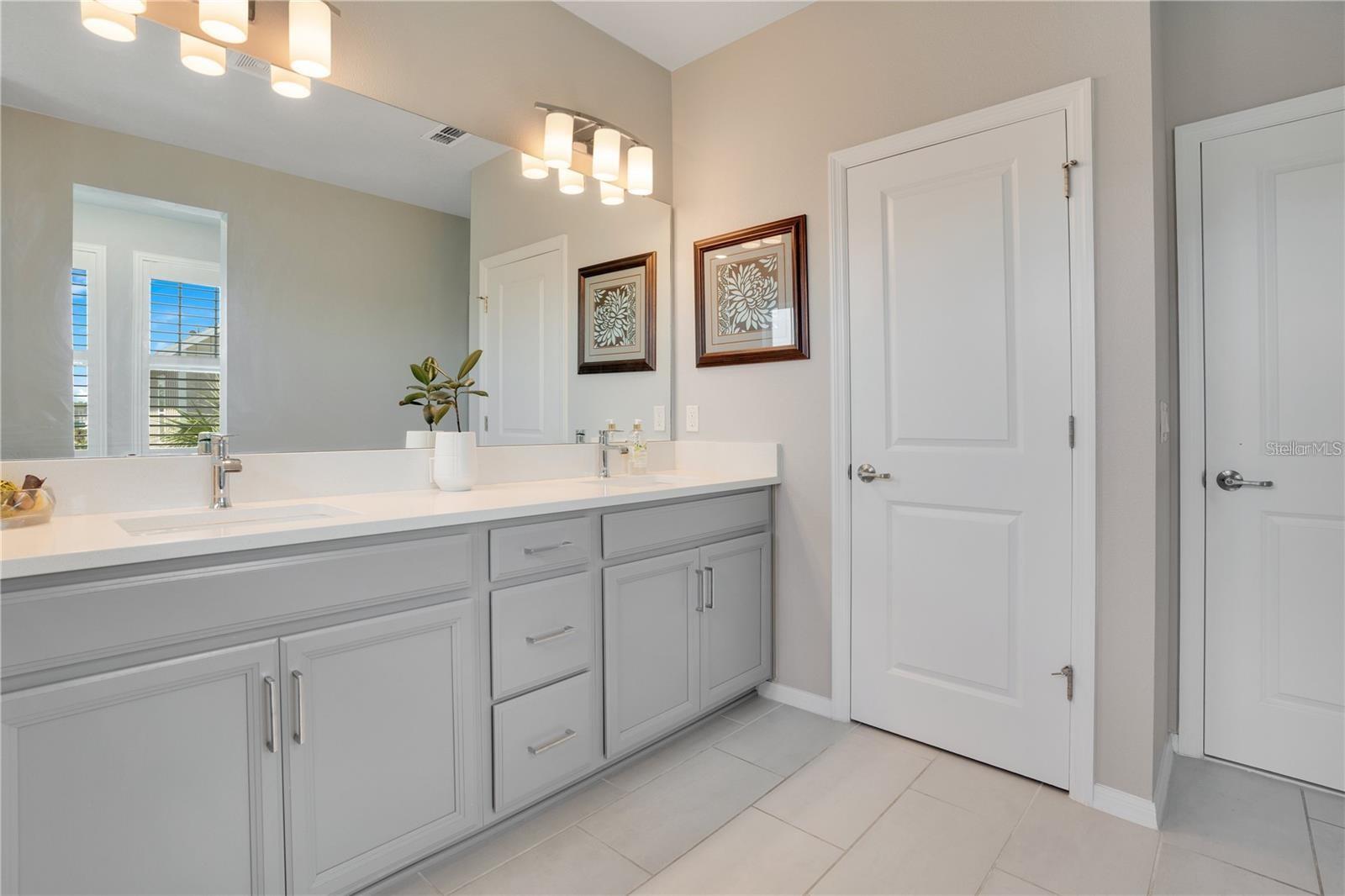 OAKLAND PARK - Residential