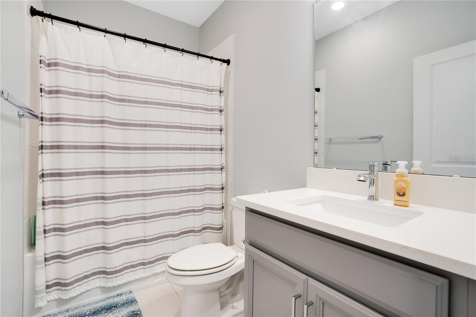 OAKLAND PARK - Residential