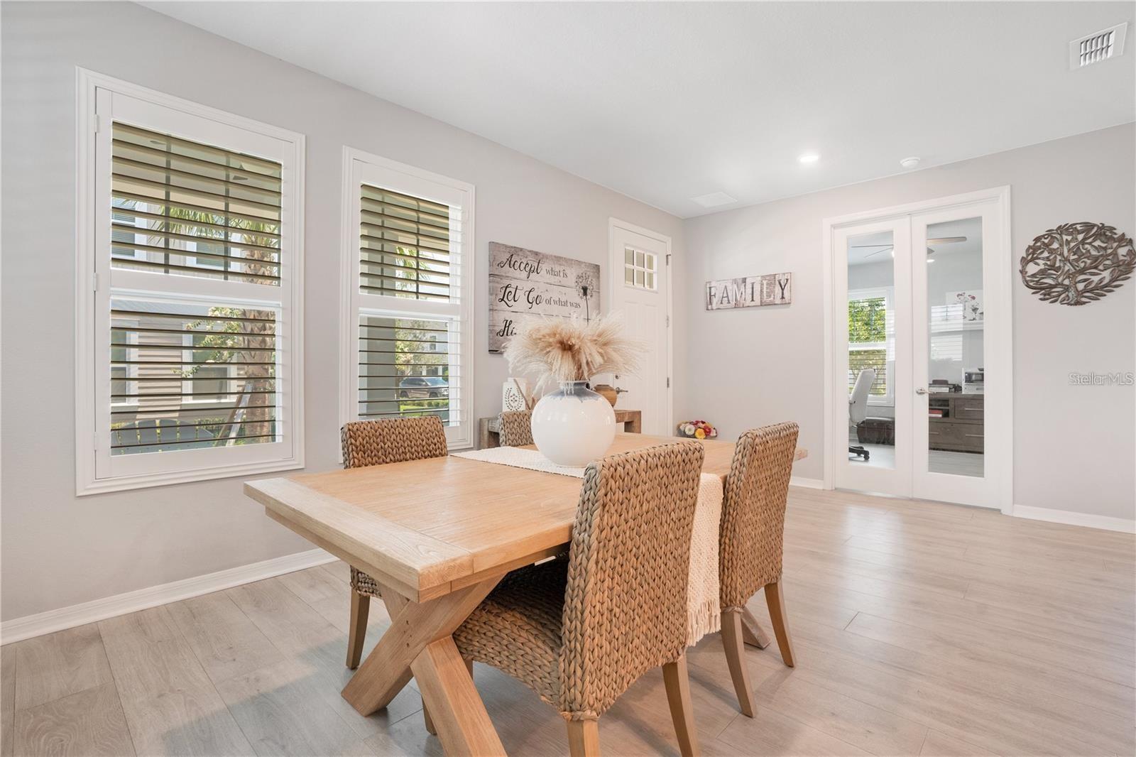 OAKLAND PARK - Residential