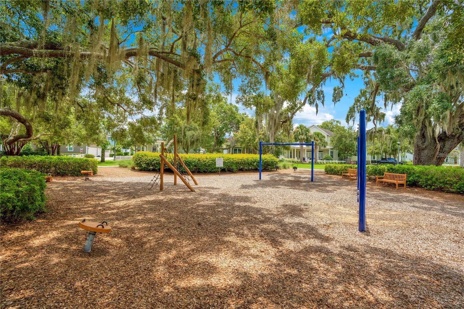 OAKLAND PARK - Residential