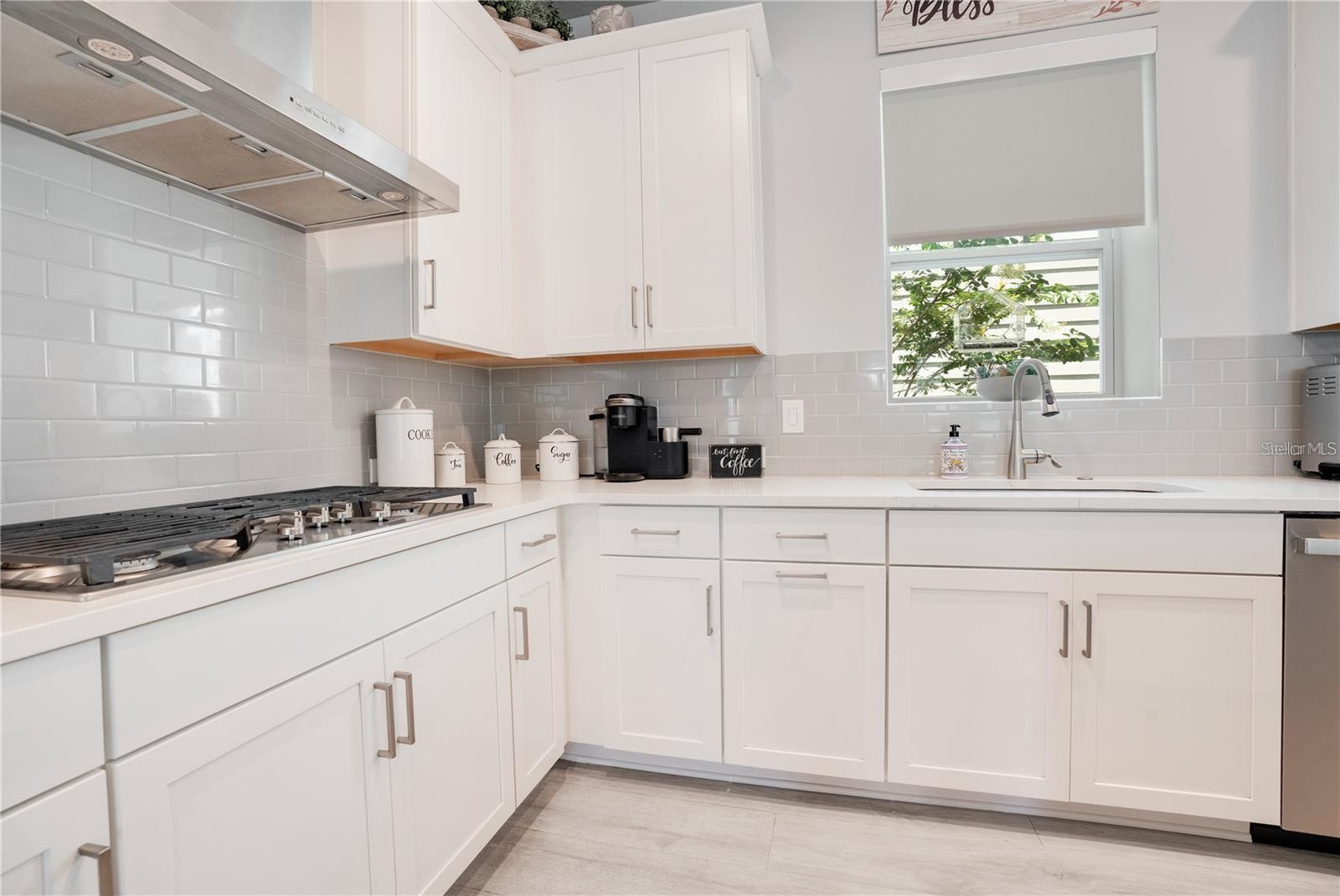 OAKLAND PARK - Residential