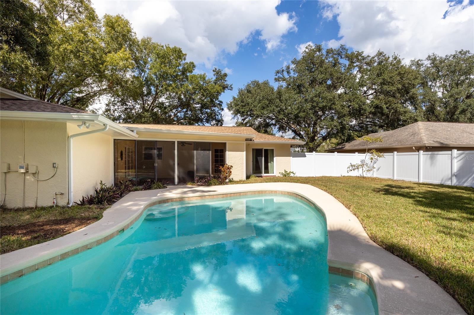 MAGDALENE GROVE 1ST ADD - Residential