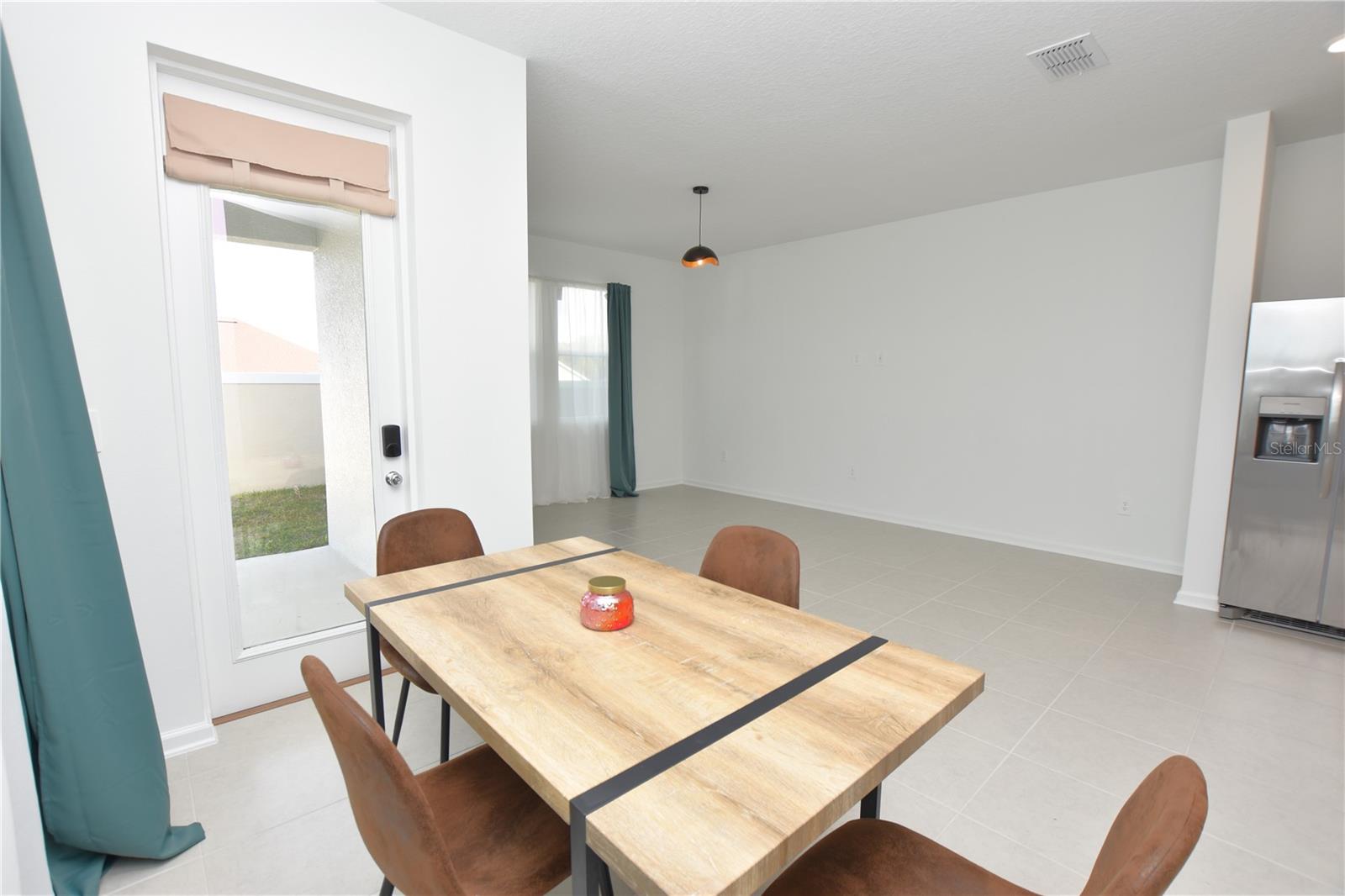 SOL VISTA TH - Residential Lease