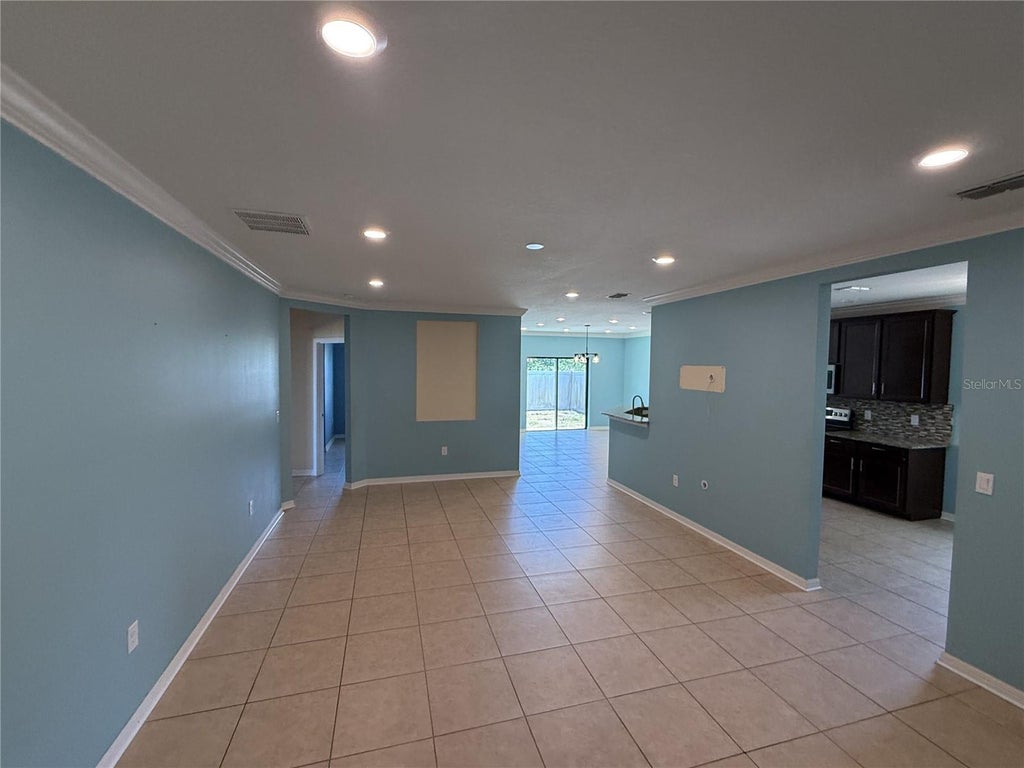 Photo of 3920 Willow Walk Drive, Palmetto, FL 34221 (MLS # TB8540329)