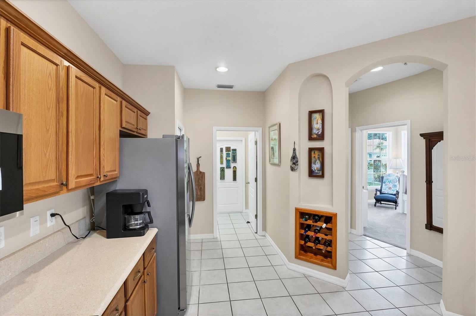 PELICAN POINTE GOLF & COUNTRY CLUB - Residential