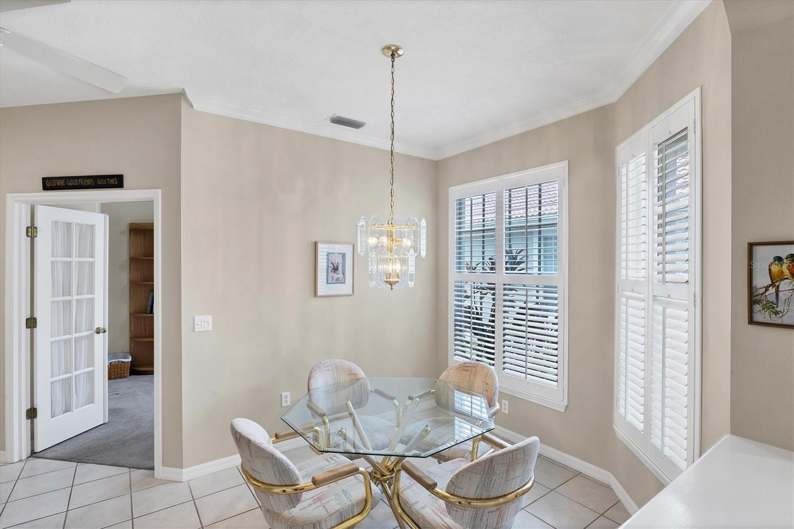 PELICAN POINTE GOLF & COUNTRY CLUB - Residential