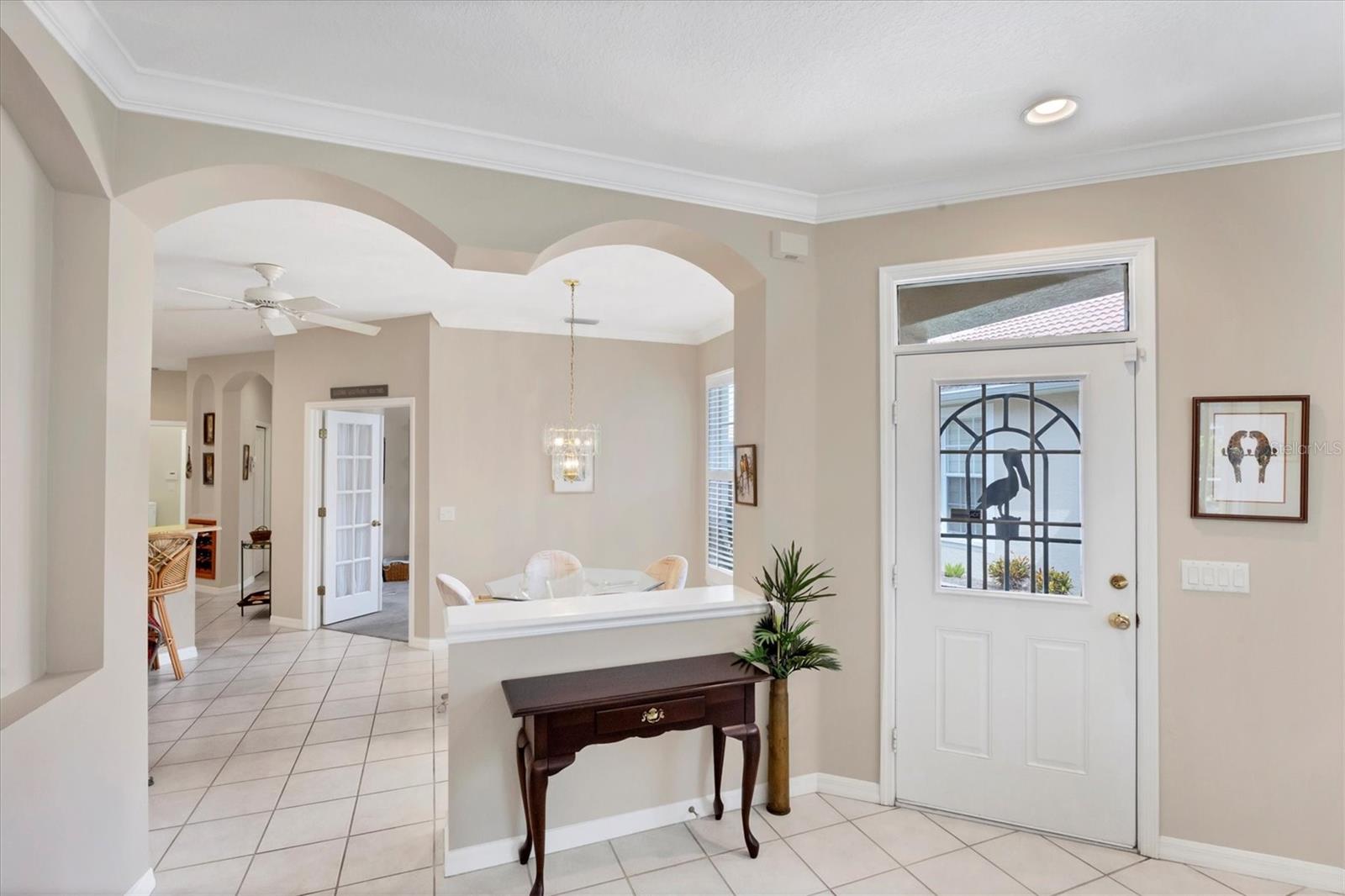 PELICAN POINTE GOLF & COUNTRY CLUB - Residential