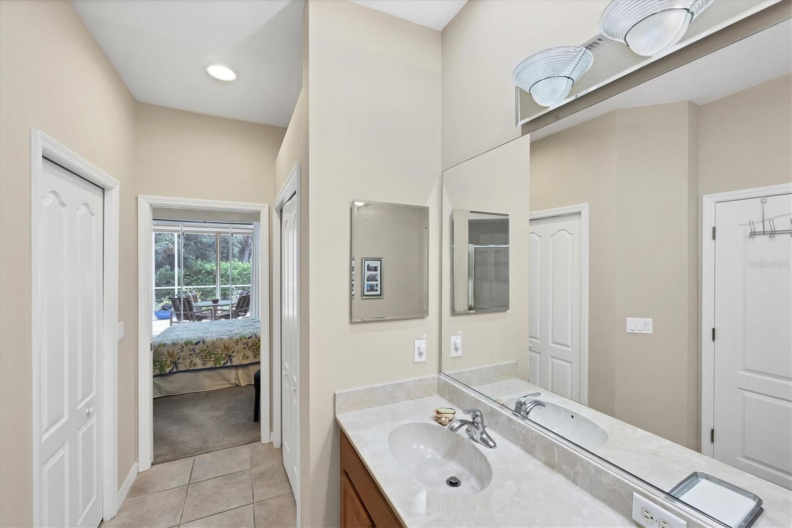 PELICAN POINTE GOLF & COUNTRY CLUB - Residential