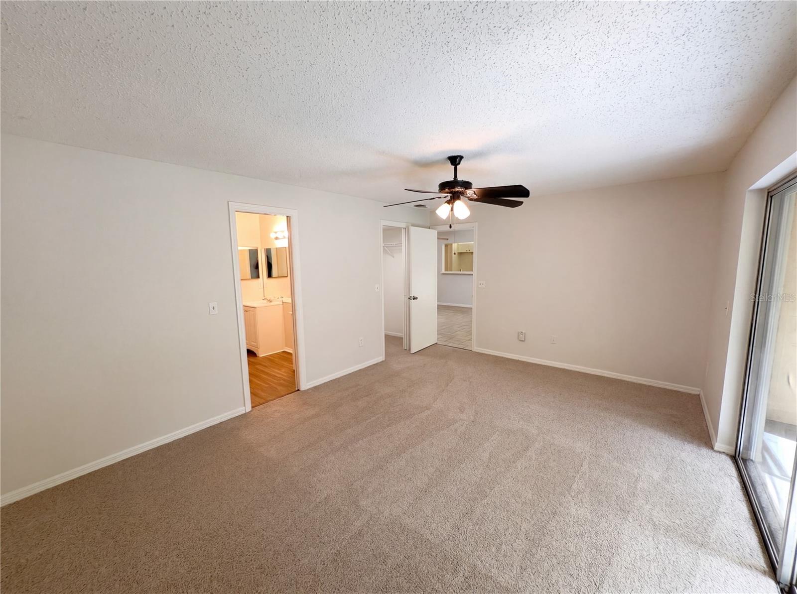 600 NORTHERN WAY 205