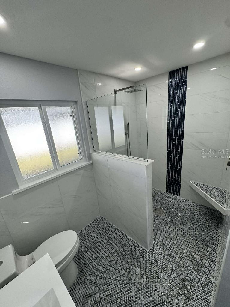 BONITA MANOR - Residential