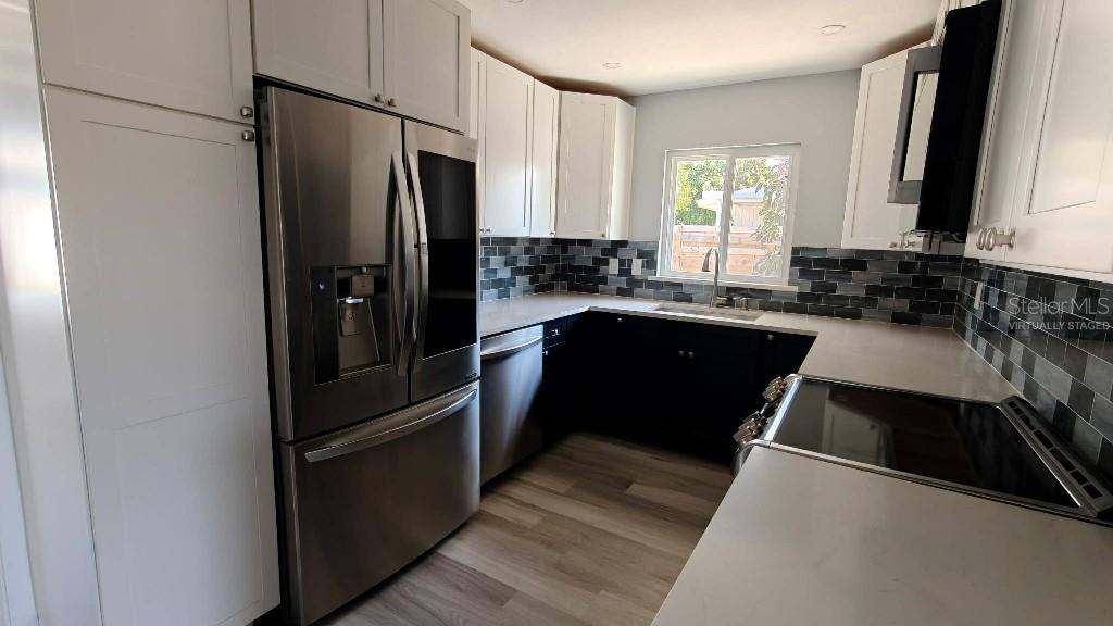 BONITA MANOR - Residential