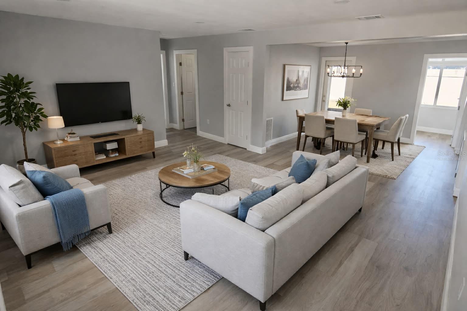 BONITA MANOR - Residential