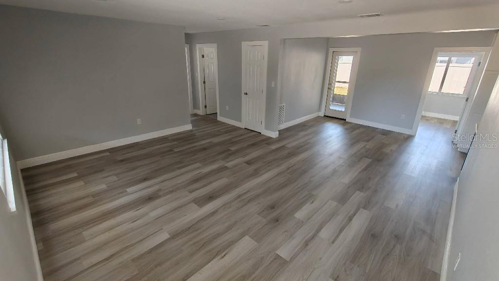 BONITA MANOR - Residential