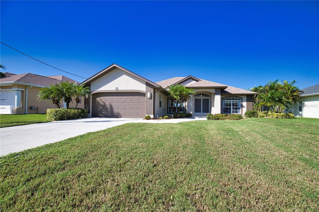 Photo of 171 Medalist Road, Rotonda West, FL 33947 (MLS # D6143518)