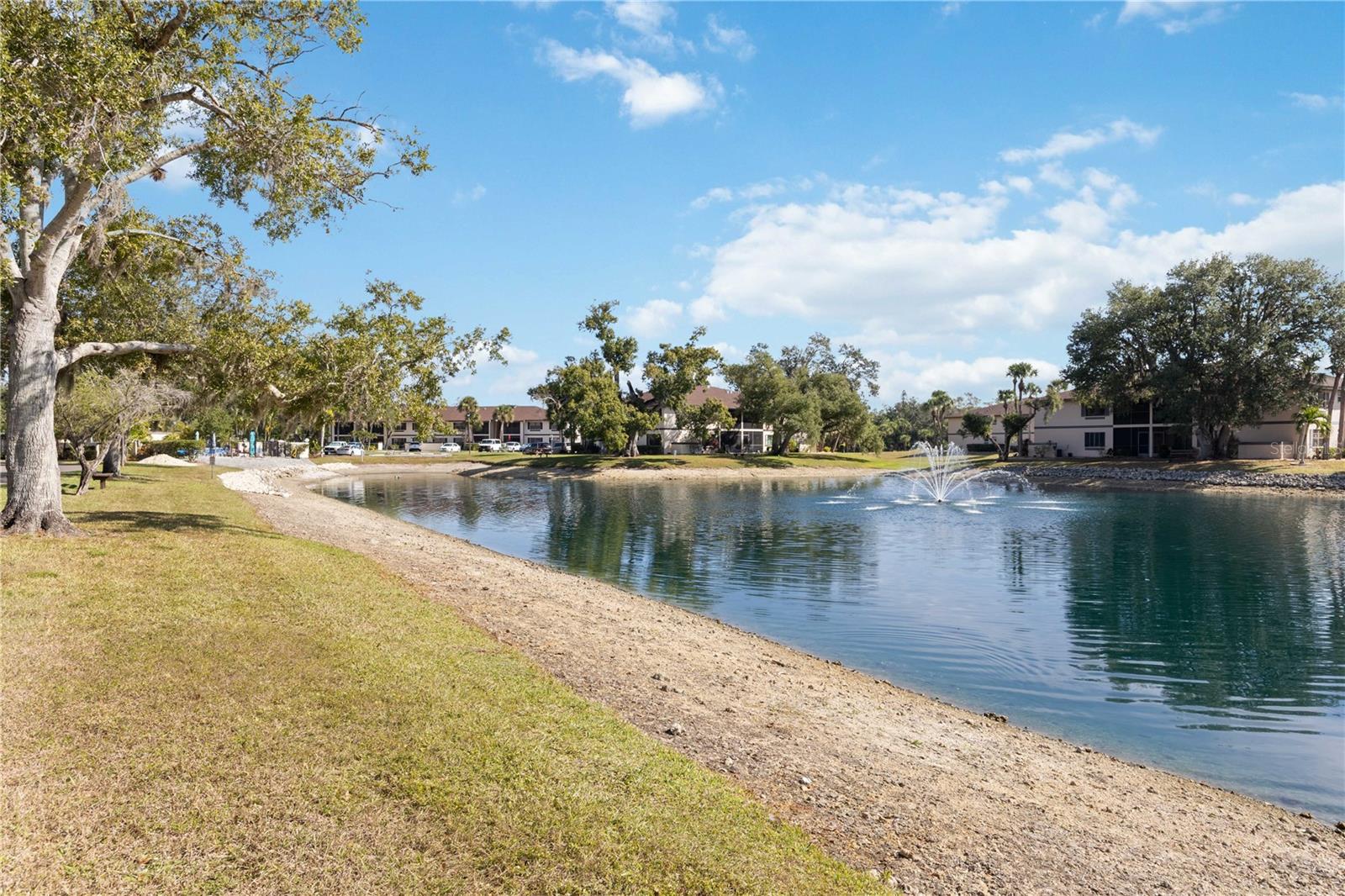 OAKS 03 - Residential