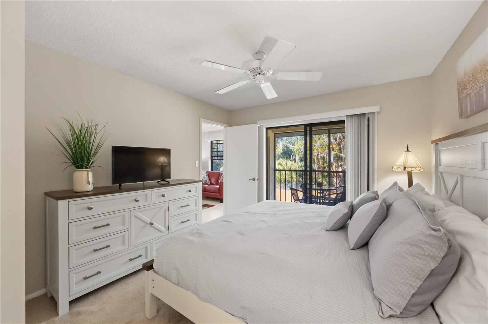 OAKS 03 - Residential