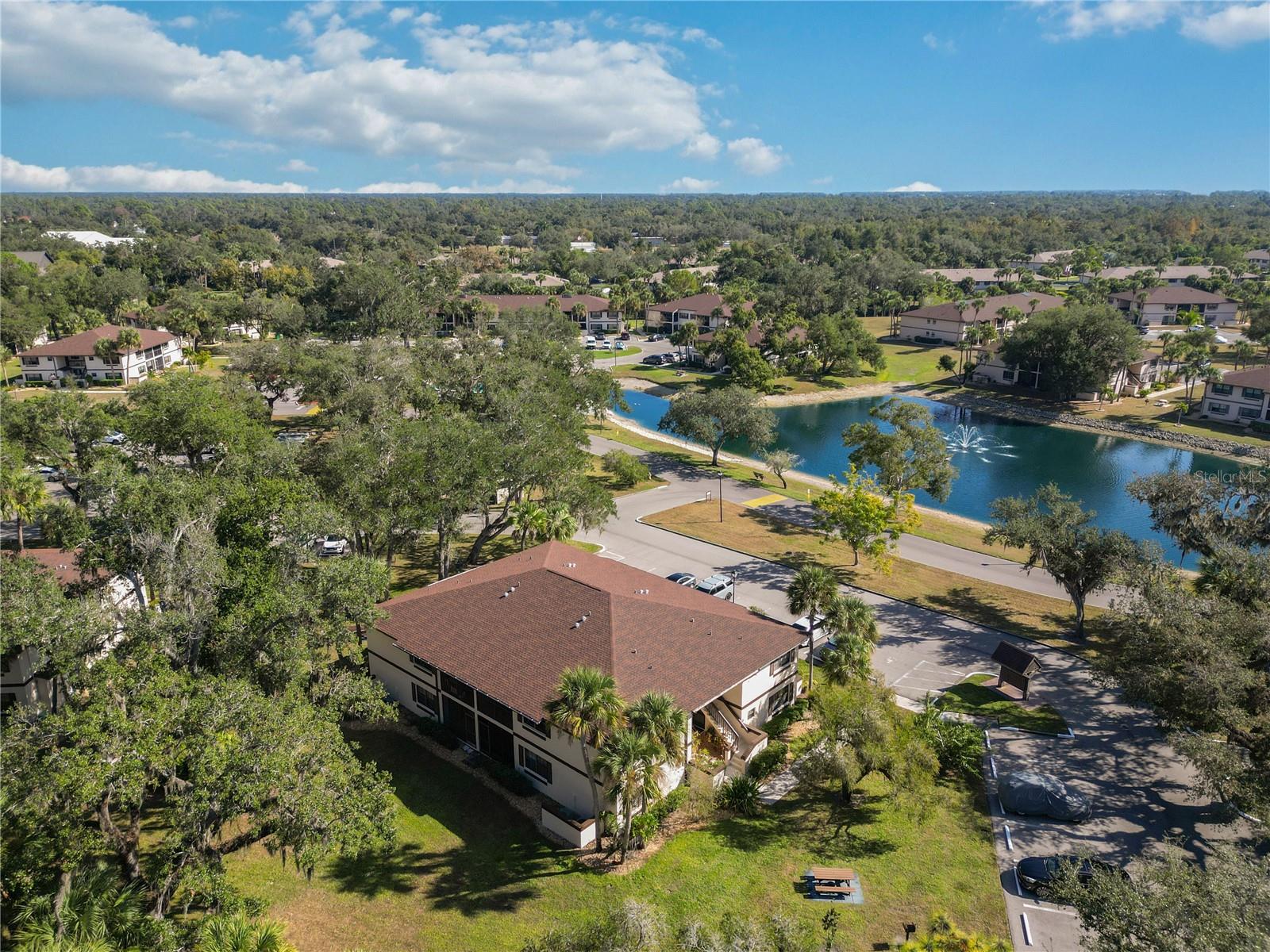 OAKS 03 - Residential