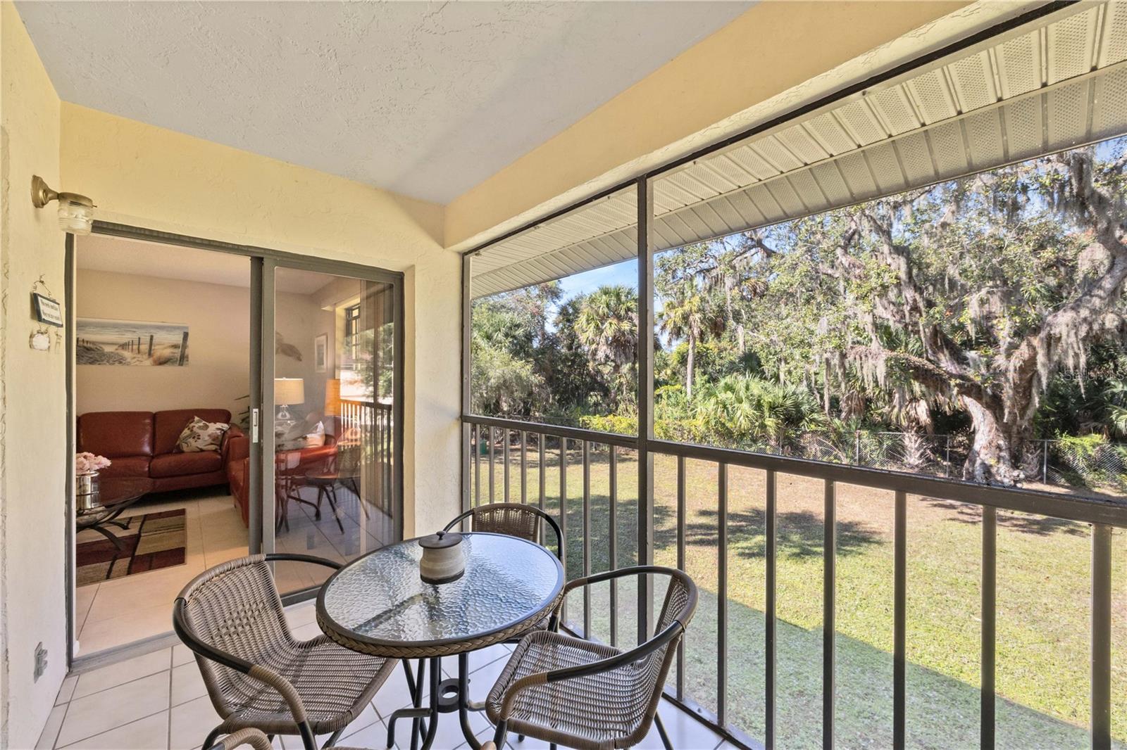 OAKS 03 - Residential