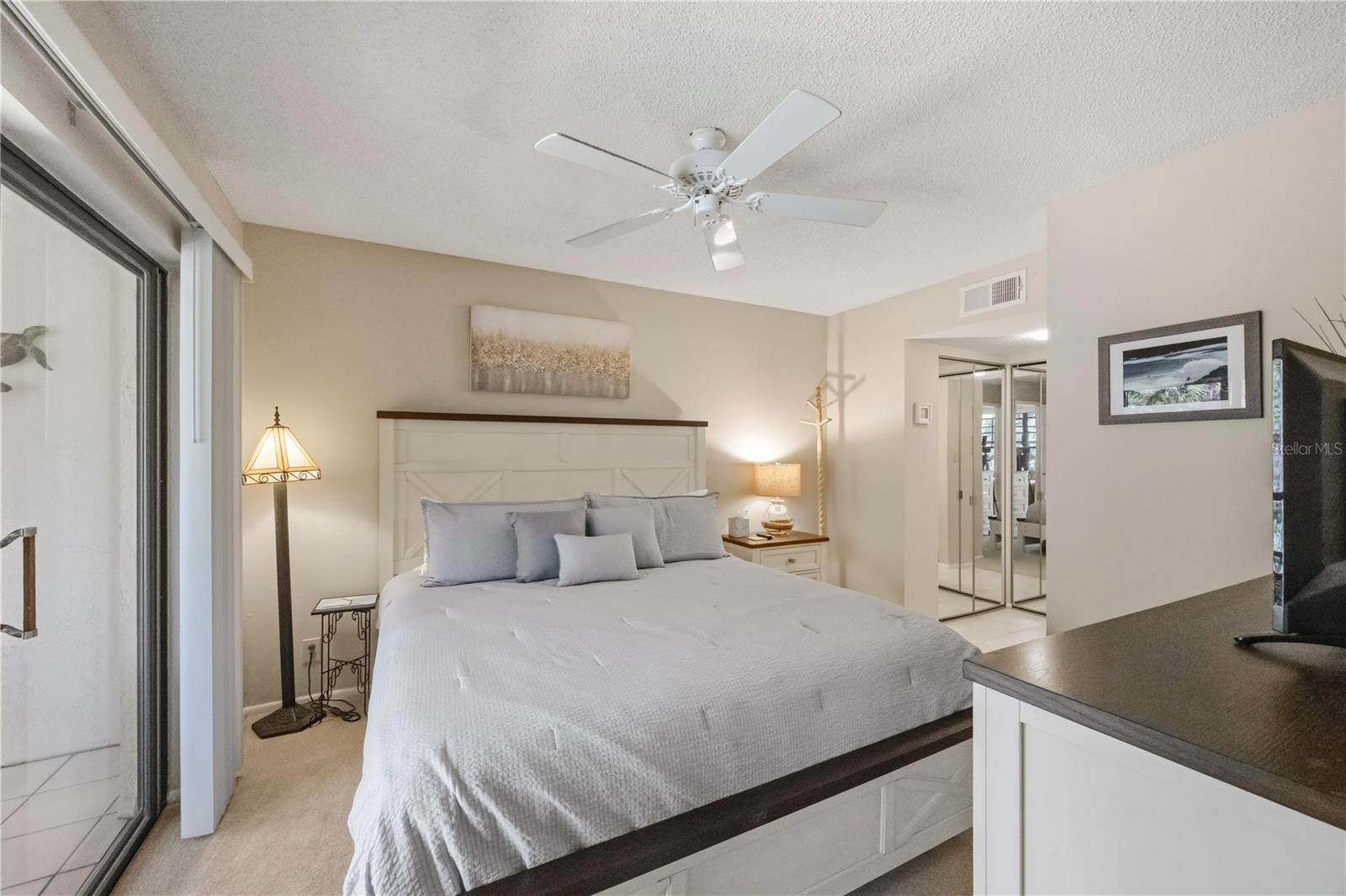 OAKS 03 - Residential