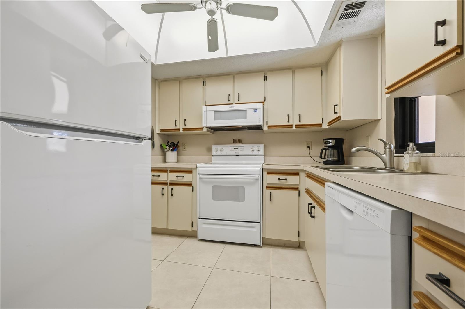 OAKS 03 - Residential