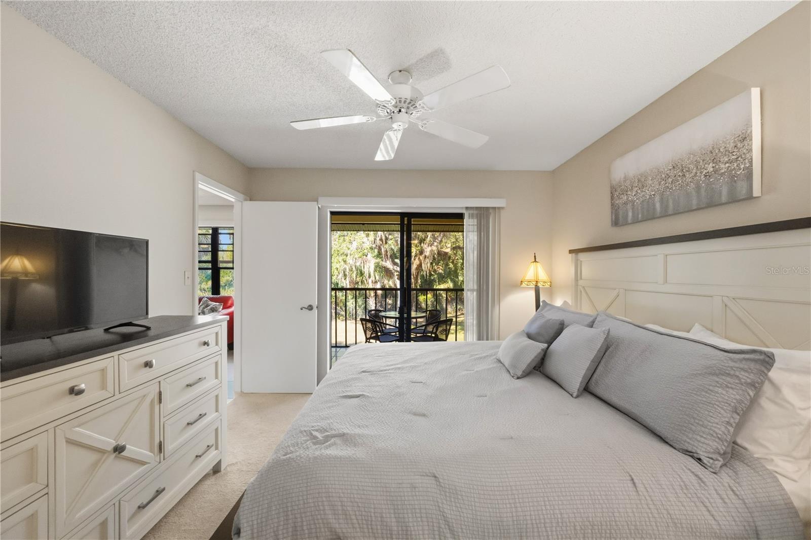 OAKS 03 - Residential