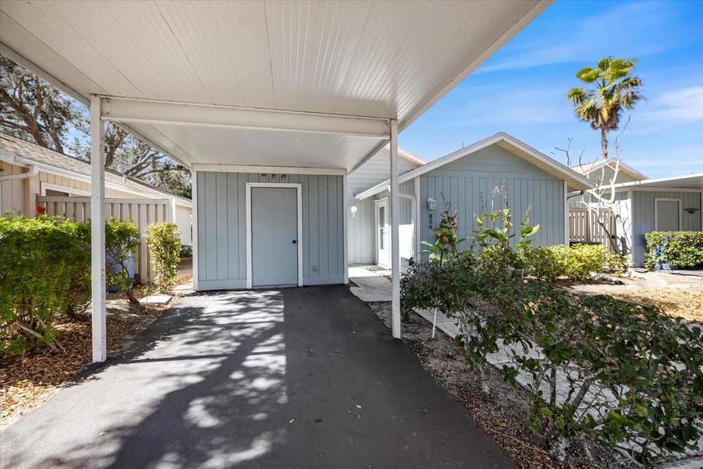 Photo of 856 Chatham Drive #856, Venice, FL 34285 (MLS # N6143121)