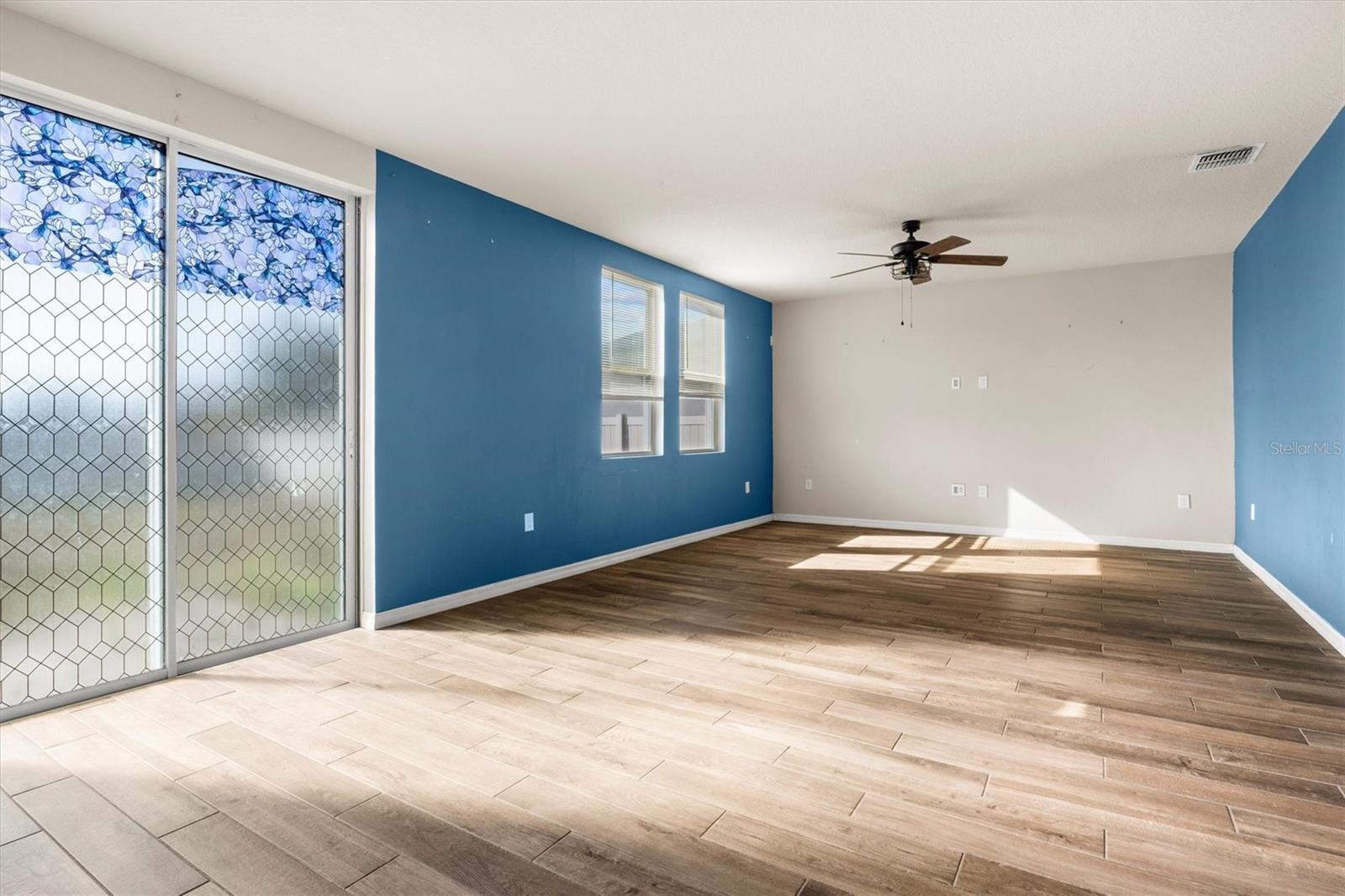 LUCERNE PARK RESERVE - Residential