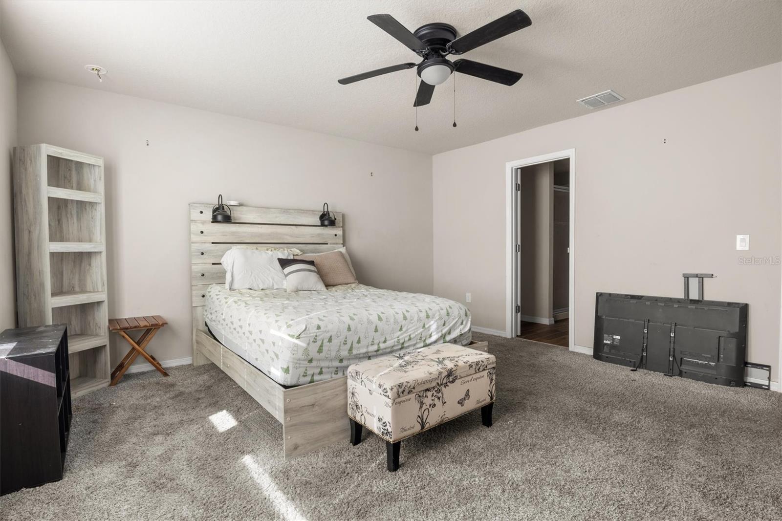 LUCERNE PARK RESERVE - Residential