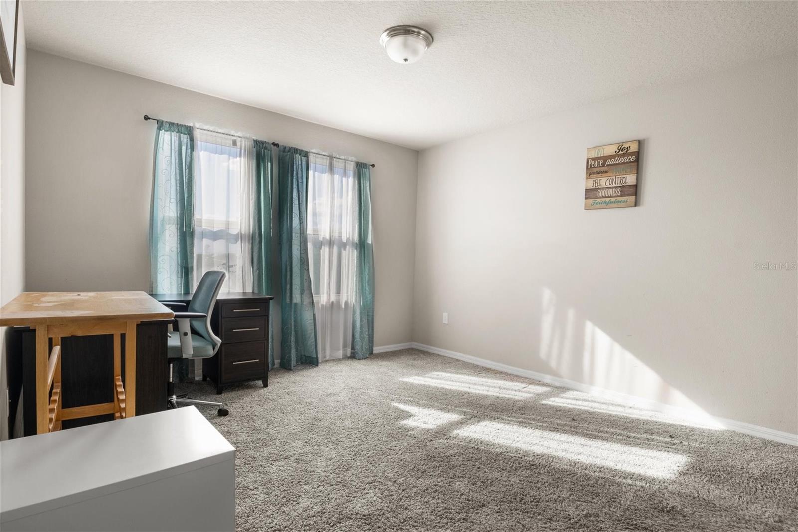 LUCERNE PARK RESERVE - Residential