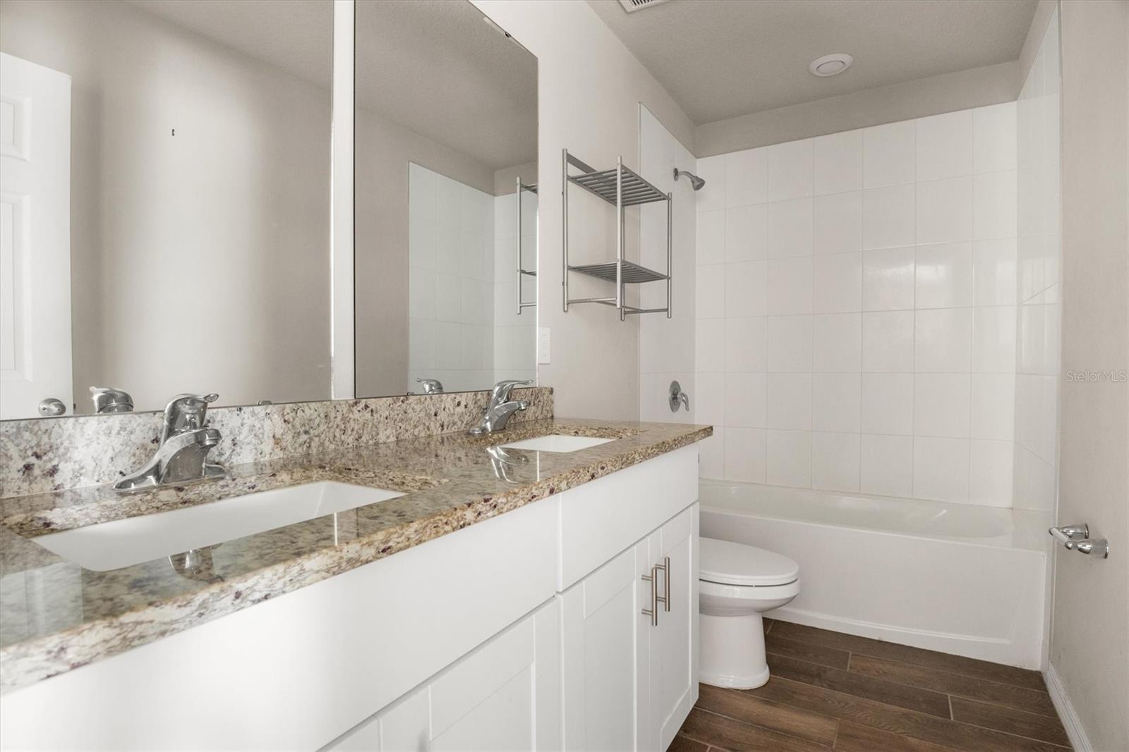 LUCERNE PARK RESERVE - Residential