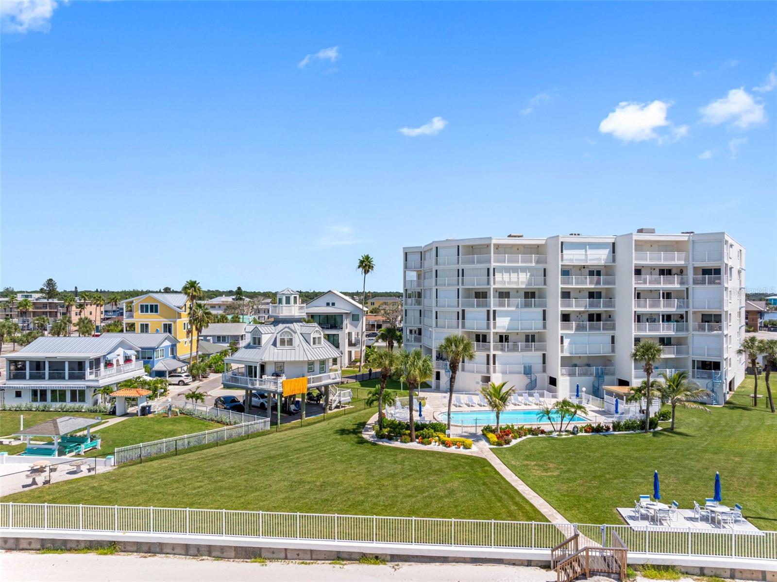 LIGHTHOUSE POINTE CONDO - Residential