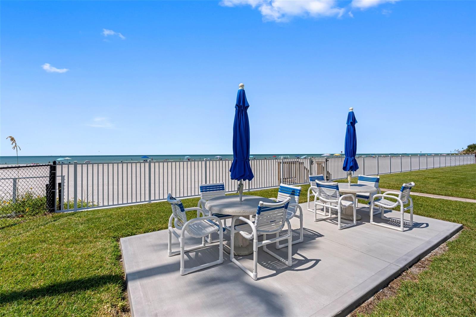 LIGHTHOUSE POINTE CONDO - Residential