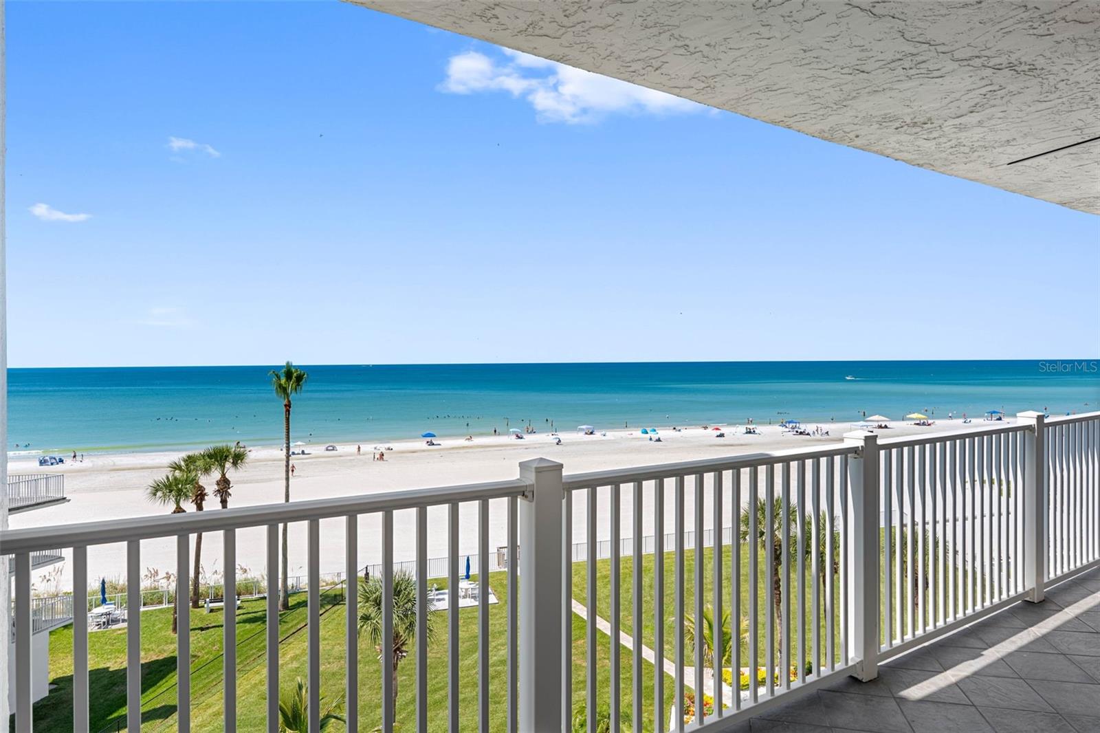 LIGHTHOUSE POINTE CONDO - Residential