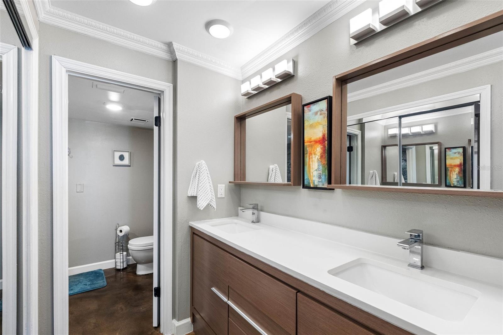 LIGHTHOUSE POINTE CONDO - Residential