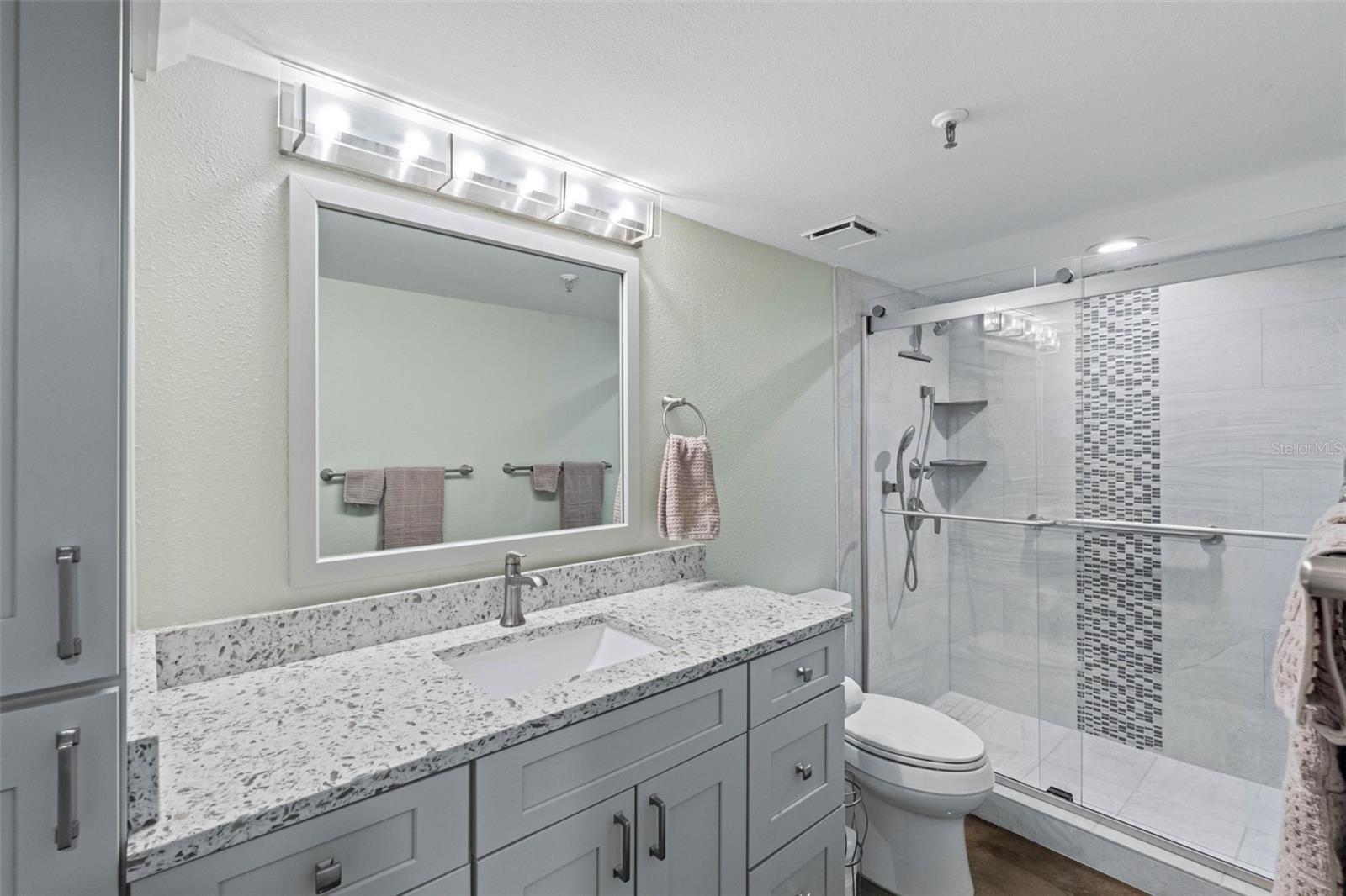 LIGHTHOUSE POINTE CONDO - Residential