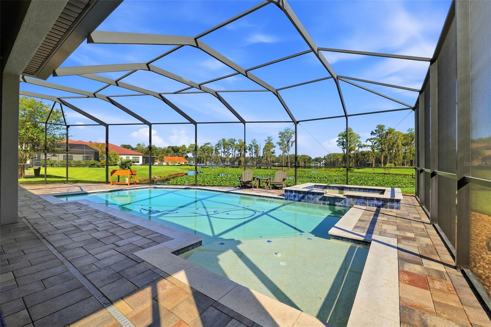 5157 LAKECASTLE DRIVE