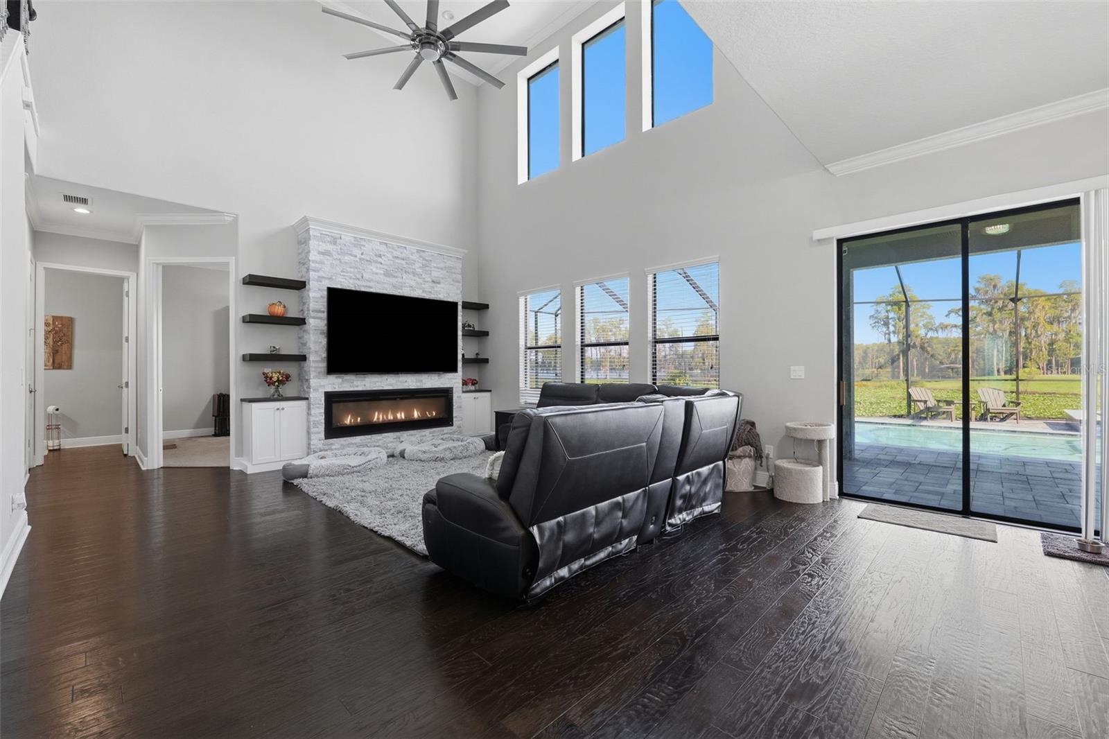 5157 LAKECASTLE DRIVE