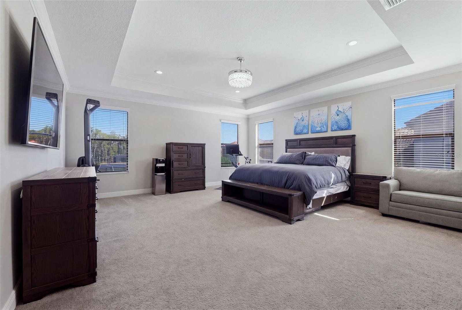 5157 LAKECASTLE DRIVE
