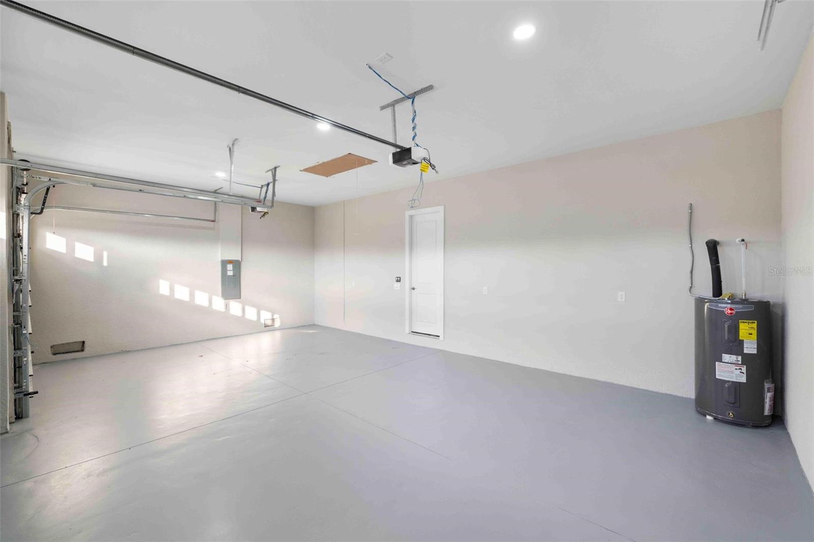 ROTONDA MEADOWS - Residential