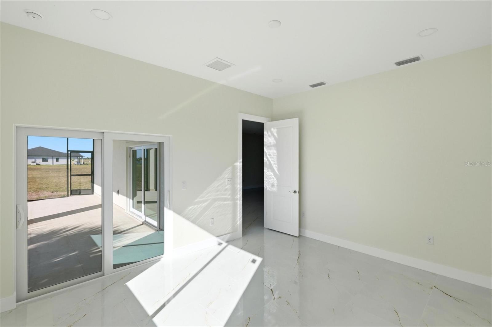 ROTONDA MEADOWS - Residential