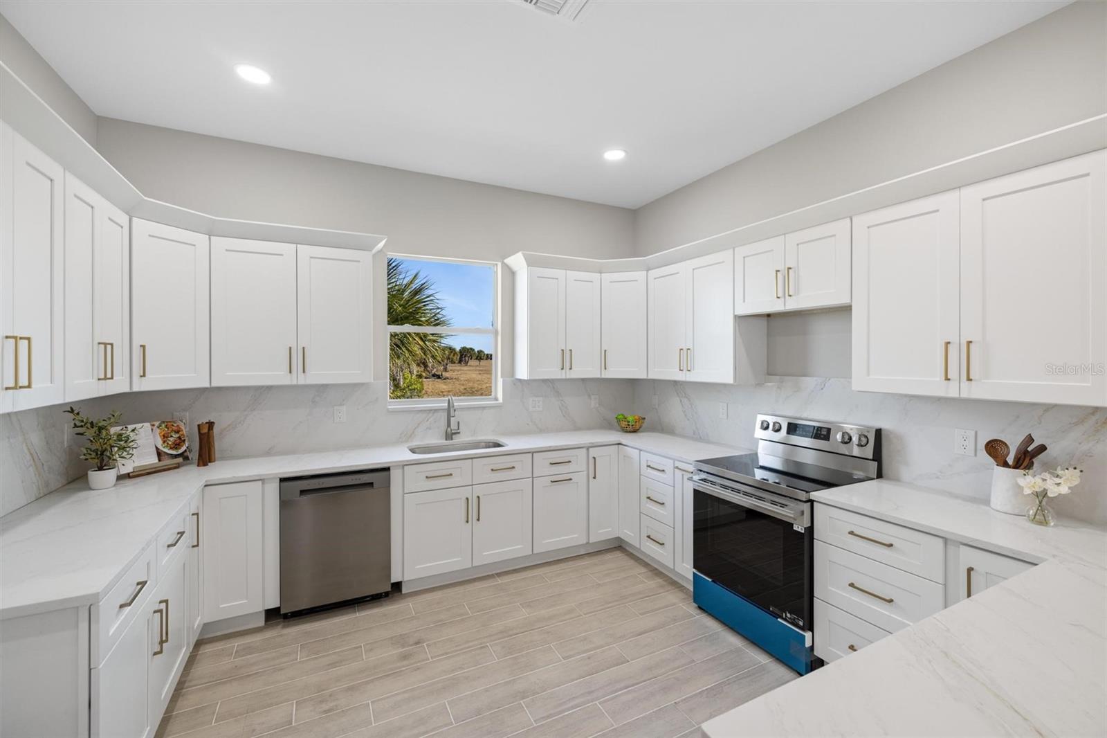 ROTONDA MEADOWS - Residential