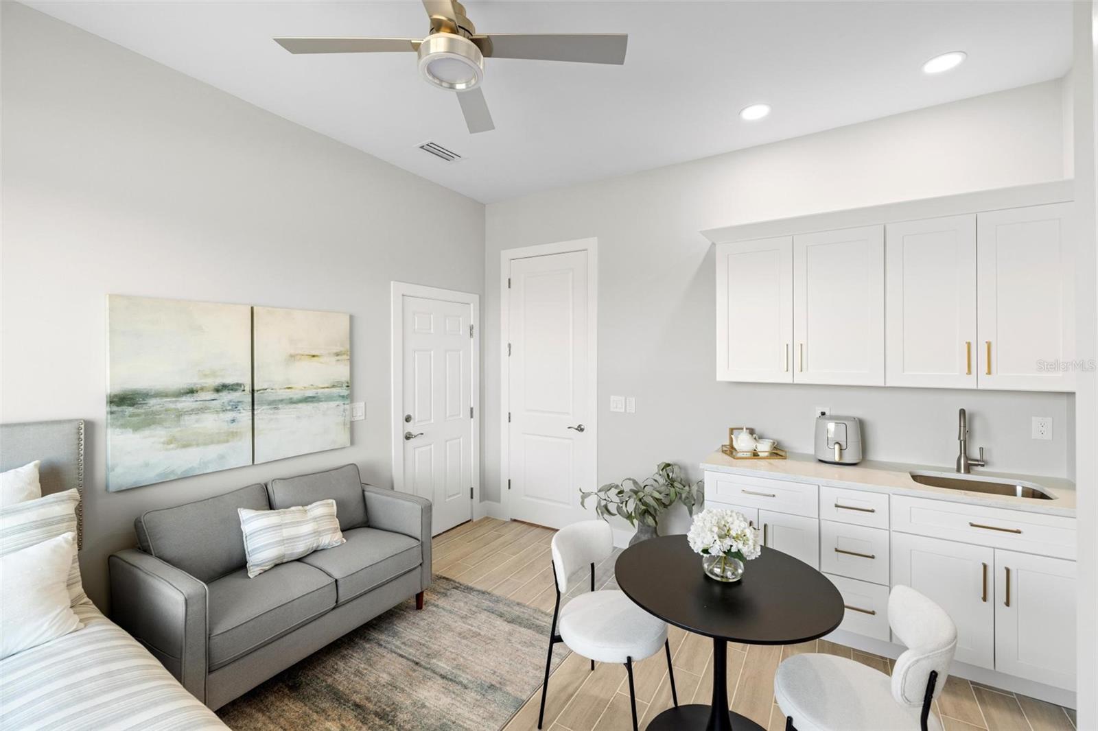 ROTONDA MEADOWS - Residential