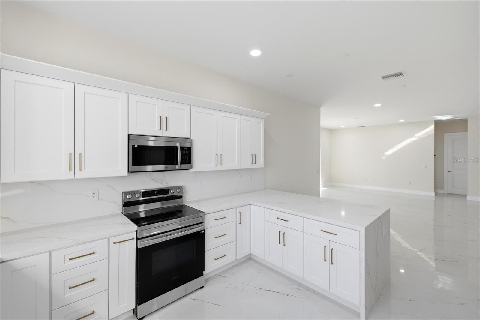 ROTONDA MEADOWS - Residential