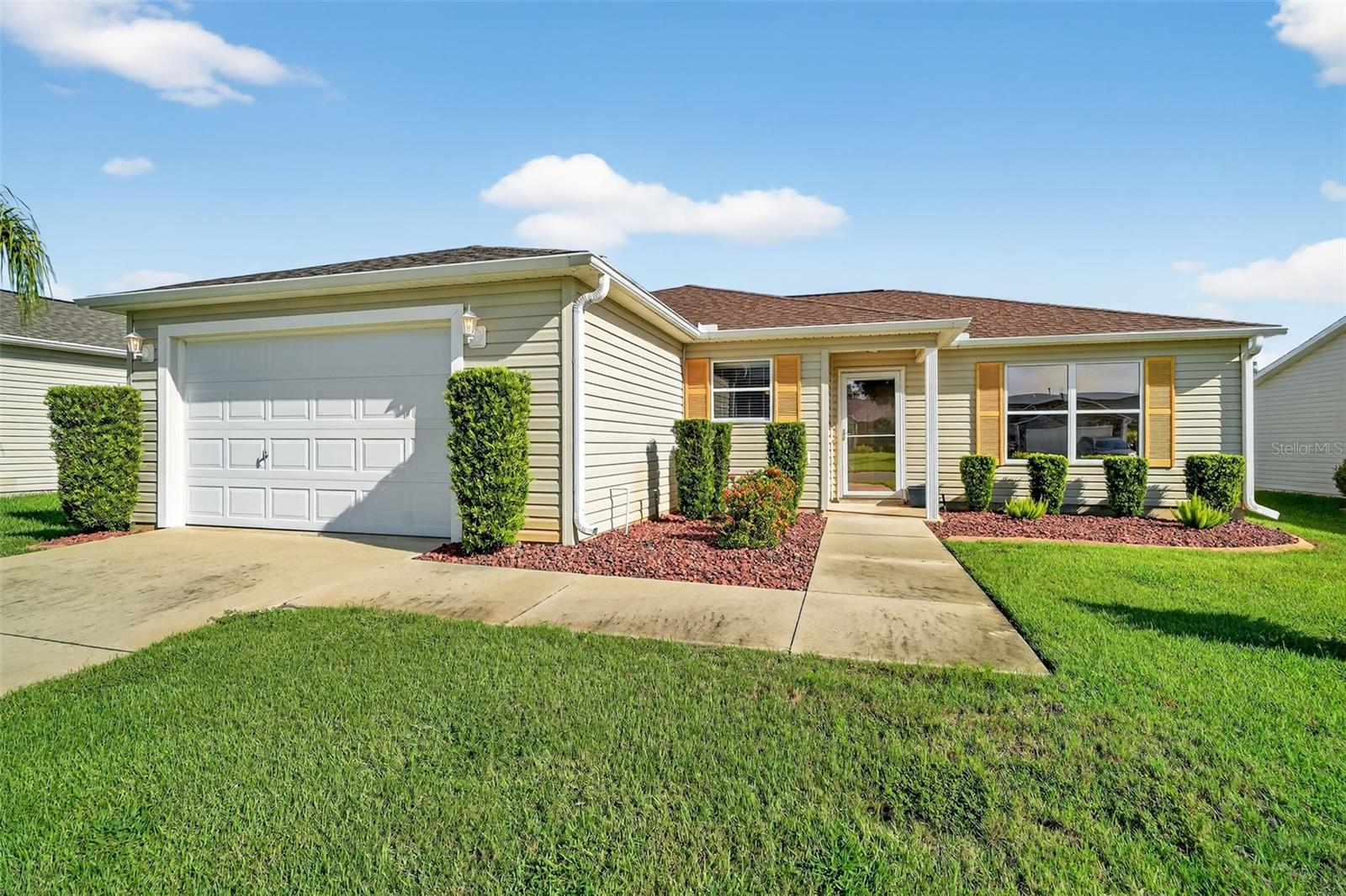 1625 ABERCROMBIE WAY