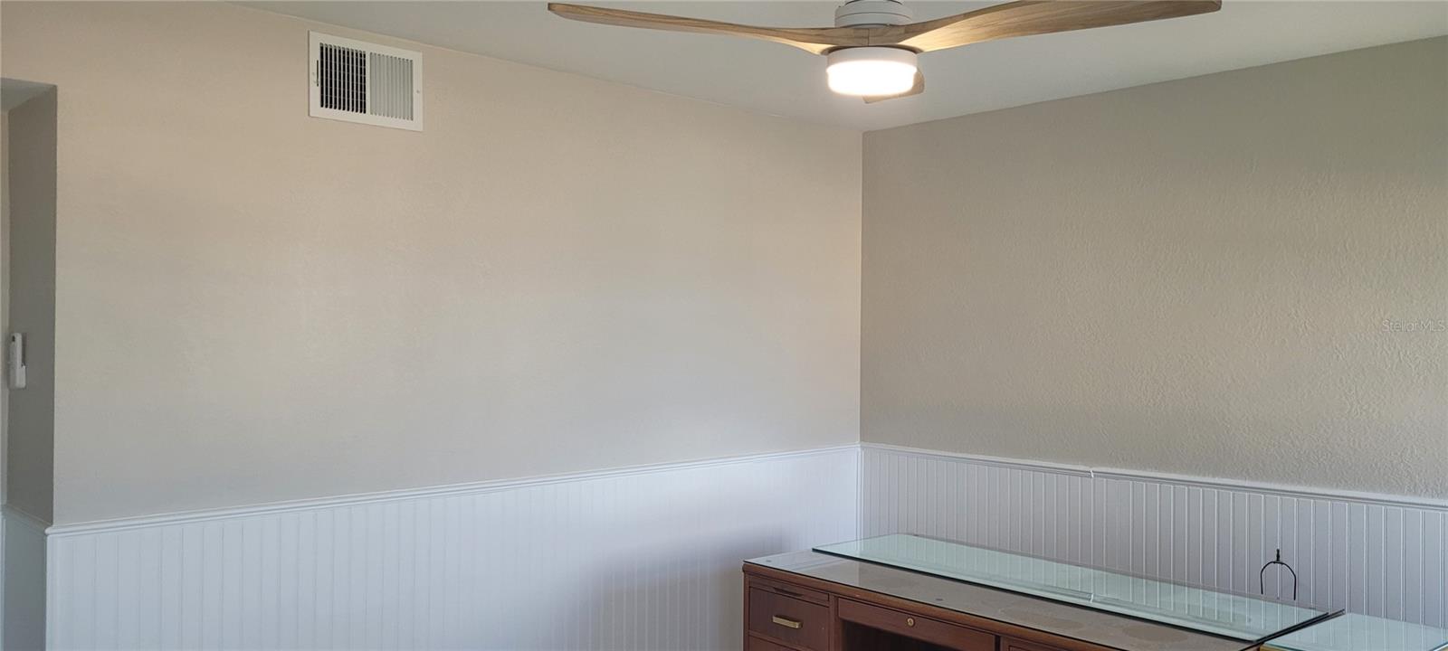 PARADISE ISLAND TOWERS CONDO - Residential Lease