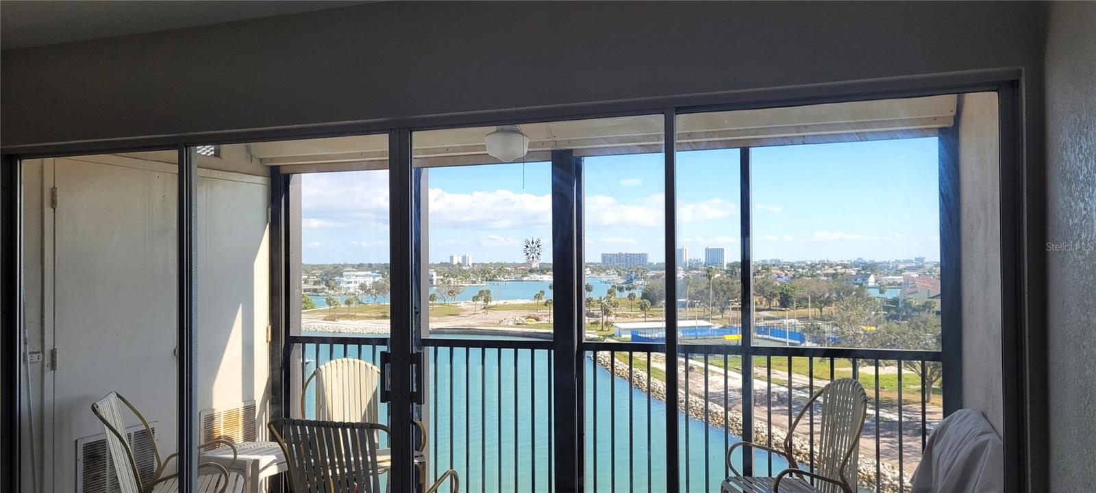 PARADISE ISLAND TOWERS CONDO - Residential Lease