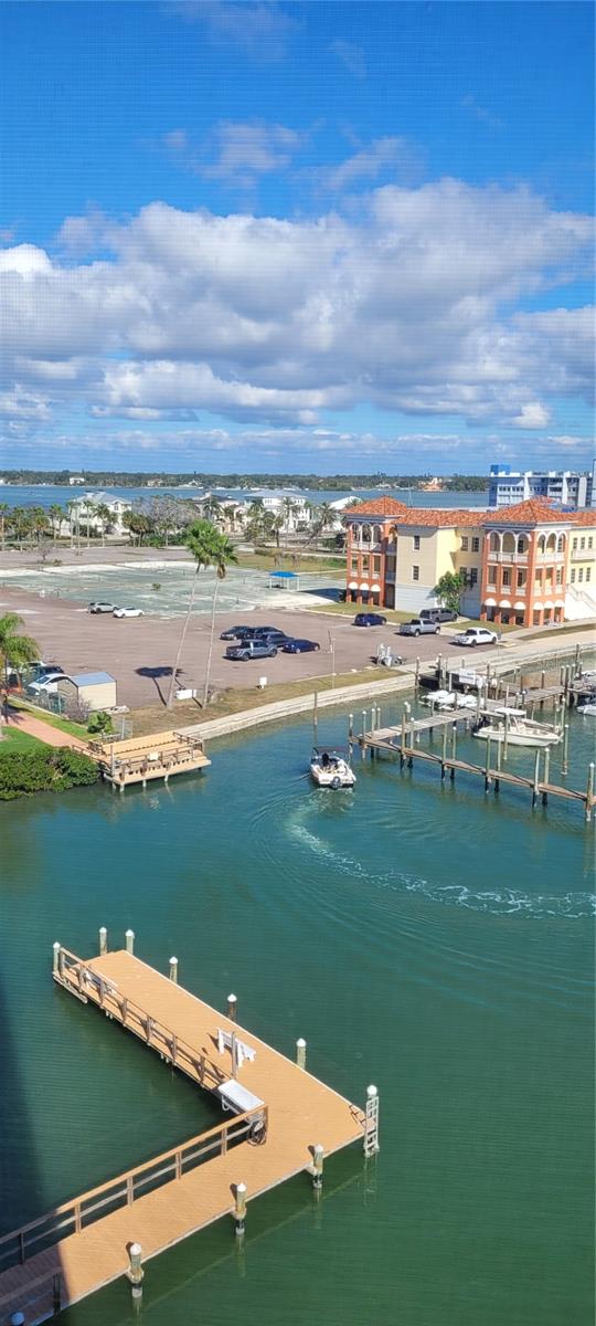 PARADISE ISLAND TOWERS CONDO - Residential Lease