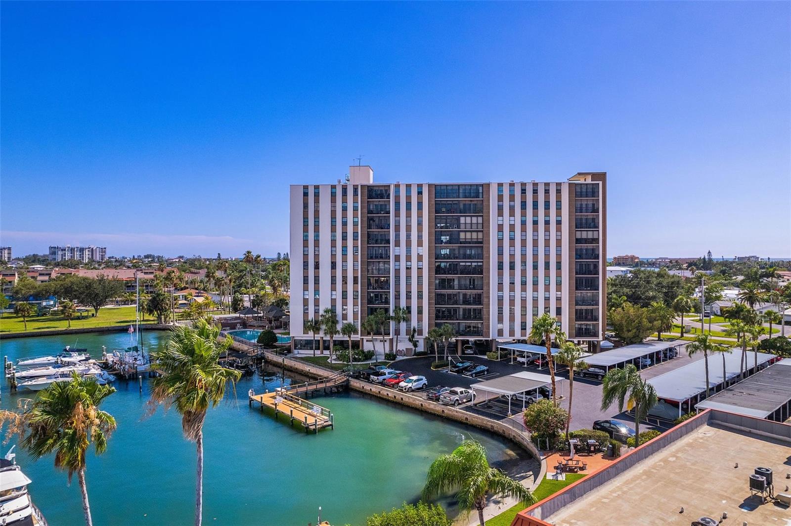 PARADISE ISLAND TOWERS CONDO - Residential Lease