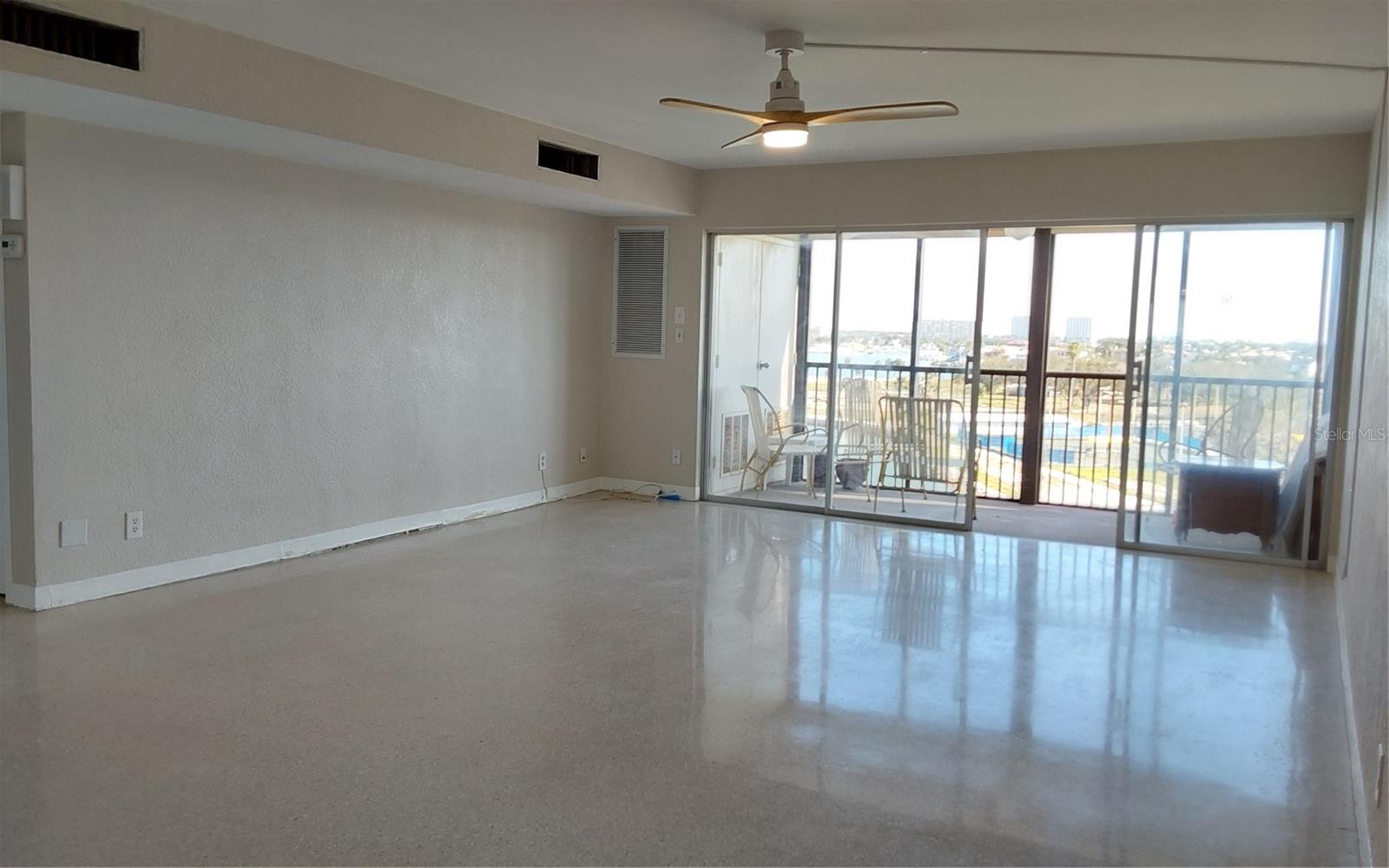 PARADISE ISLAND TOWERS CONDO - Residential Lease