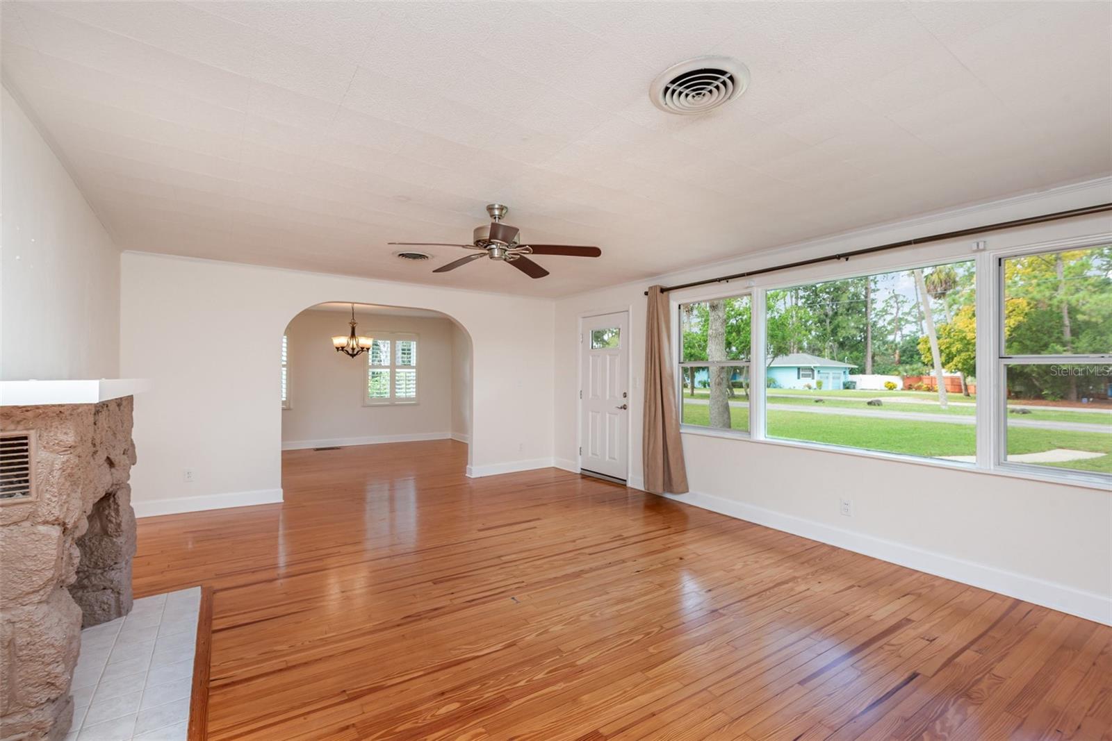 DAYTONA HIGHNLANDS - Residential